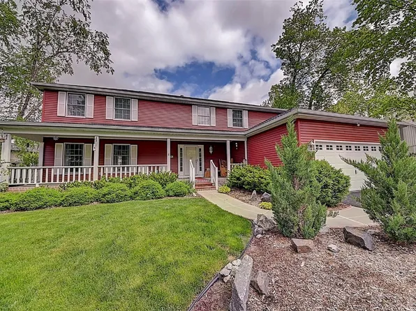 131 Tahoe Ct SE, Cedar Rapids, IA 52403