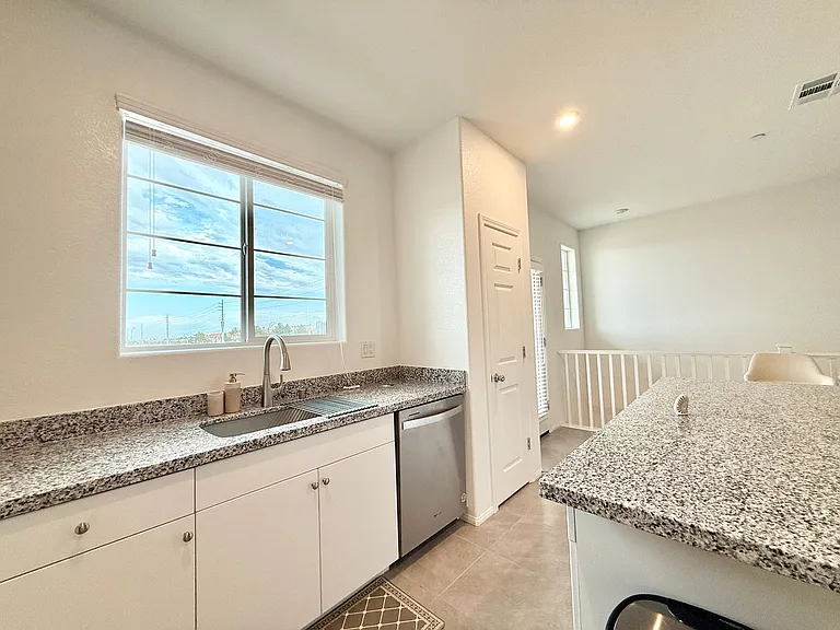 5672 Beguiling Falls St — Photo 21