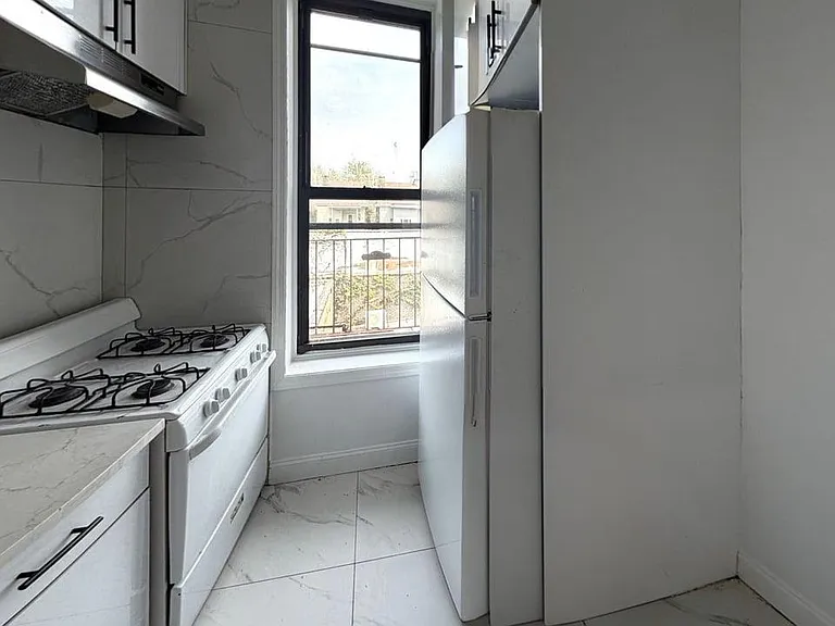 1119 Flatbush Ave #3 — Photo 8