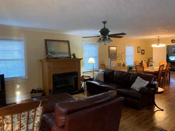 1607 Longwood Dr, Norfolk, VA 23508