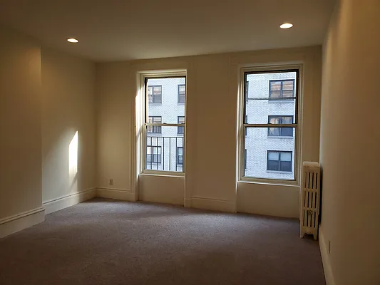 Rented by J & L Holding Corporation | media 1