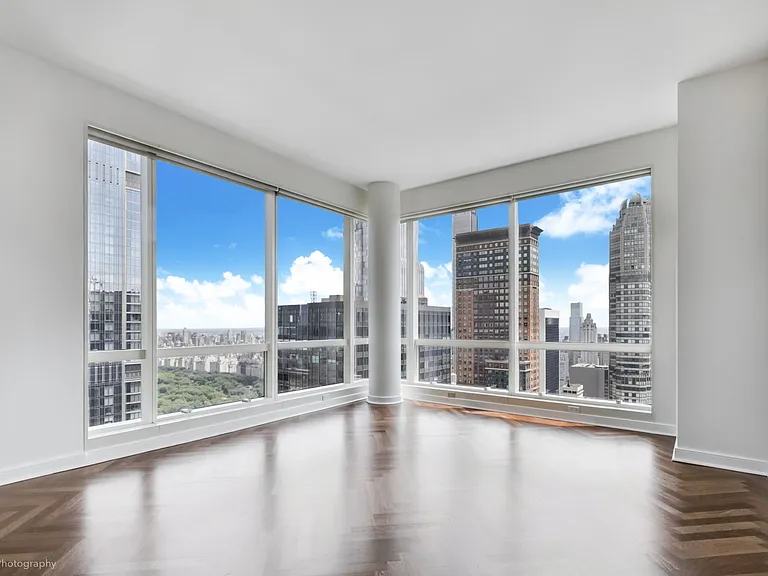 230 W 56th St #67B — Photo 9