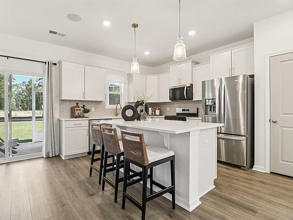 7th image of this home