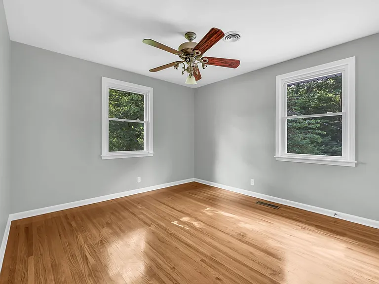 613 Channell Dr — Photo 14