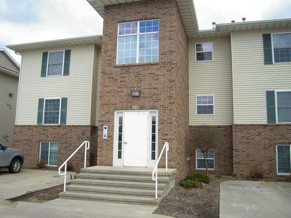 1st image of 20 Cherry Ct APT 3