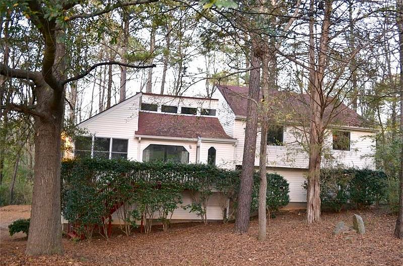 1st image of 307 Paxton Cir