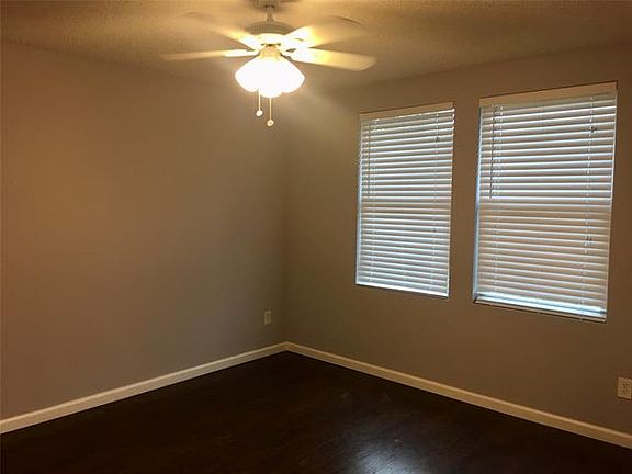 3rd image of 3521 Andalusian Dr