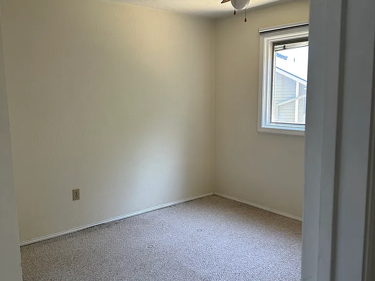 18109 NE 100th Ct — Photo 9