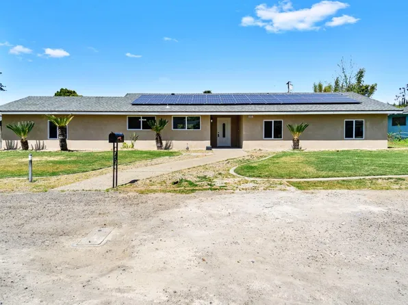 5661 E Garrett Ave, Fresno, CA 93727