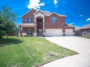 9701 Allie Hope Ln, Yukon, OK 73099