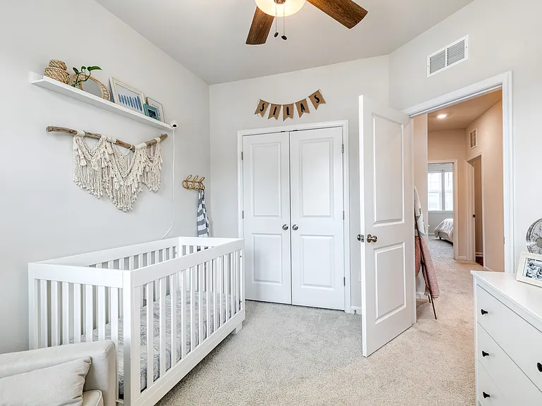 2050 Hinshaw Dr — Photo 26
