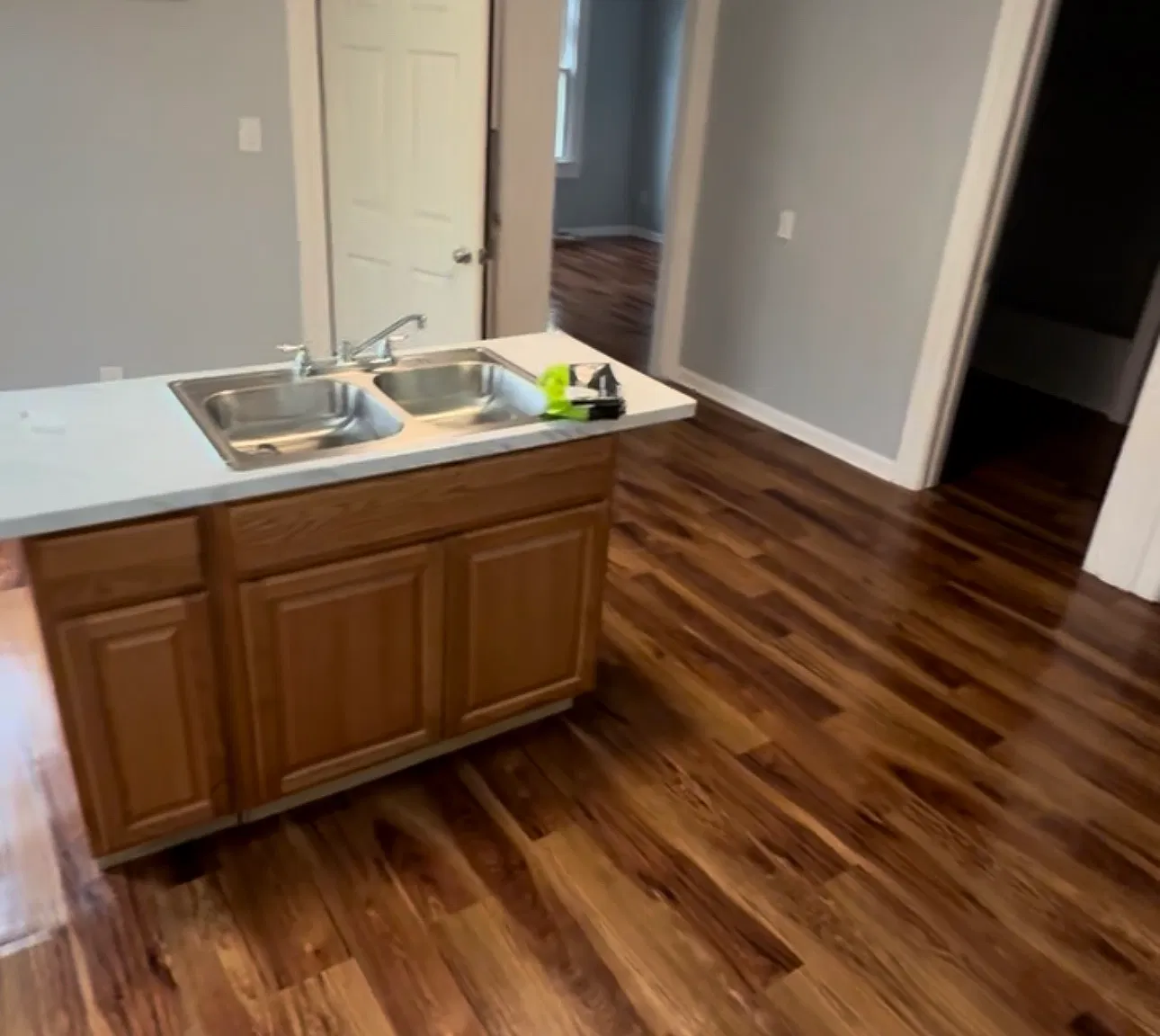 2 bed, 1000 sqft, $1,245 — Photo 1