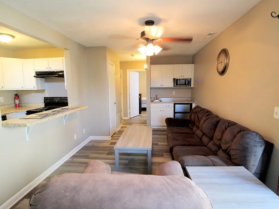 Building Photo 5