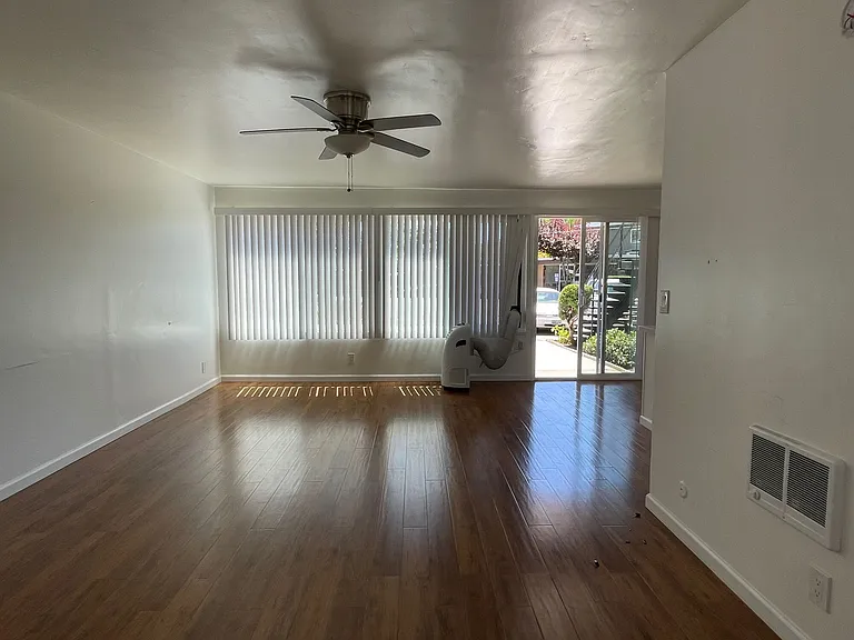 Silverado Gardens — Photo 40