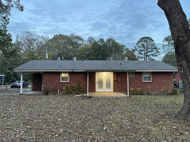 714 Avondale Rd — Photo 26