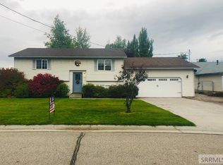 539 W 1st S, Sugar City, ID 83448