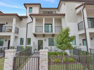 8320 NW 43rd St #8320, Miami, FL 33166