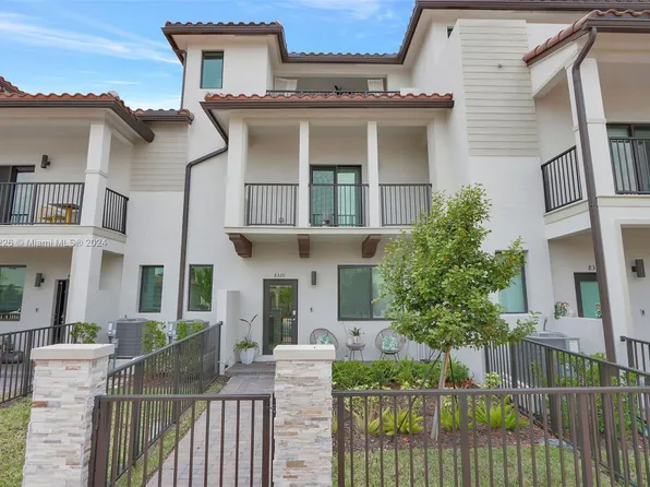 8320 NW 43rd St #8320, Miami, FL 33166