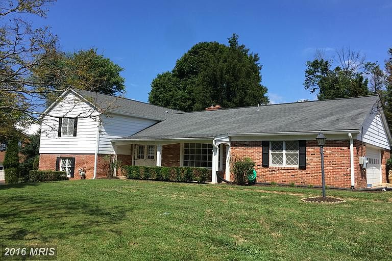 1st image of 13605 Valley Dr