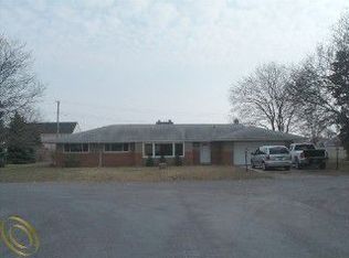 40601 Brenda Ln, Novi, MI 48375