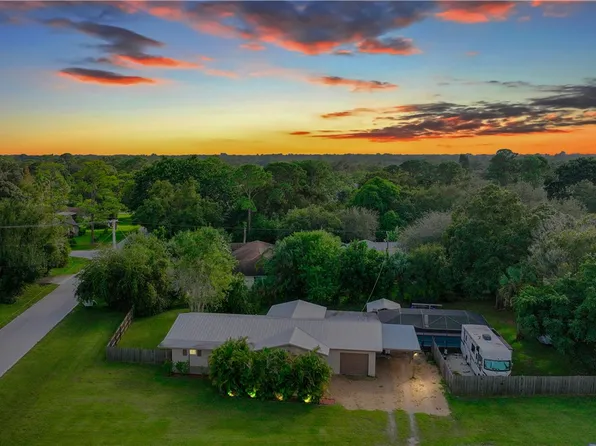 3235 2nd St, Vero Beach, FL 32968