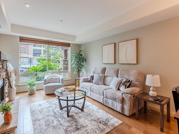4th image of 2750 Auburn Rd #112