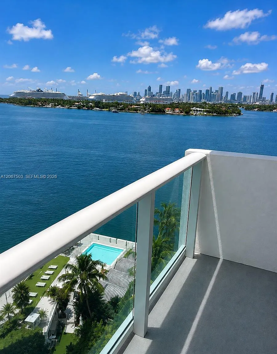 Mirador 1200 Condo — Photo 2