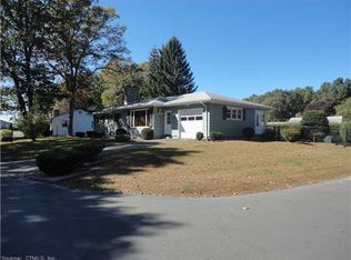 145 Piping Rock Dr, Waterbury, CT 06706