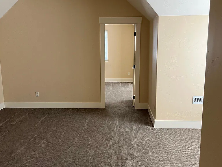 142 Taelor Rd — Photo 22