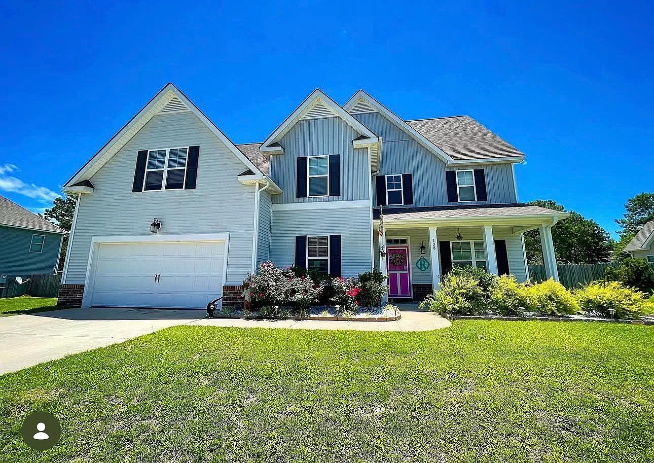 6 bed, 3487 sqft, $3,000 — Photo 1