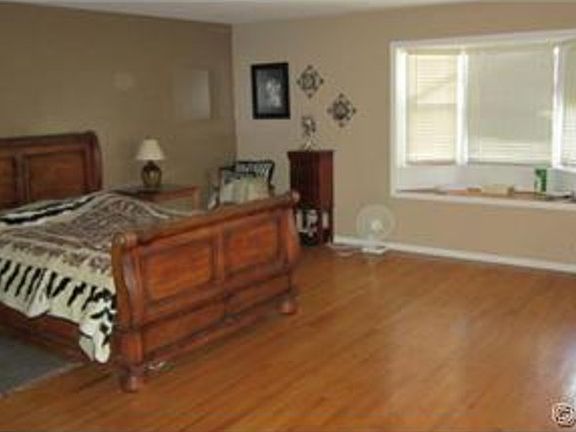 5th image of 4190 Bradford St