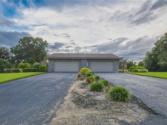2nd image of 120 Canterbury Dr