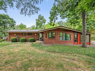 21 Black Oak Dr, Saint Louis, MO, 63127