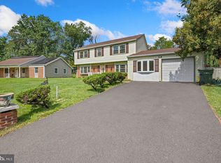 34 E Ln, Willingboro, NJ 08046