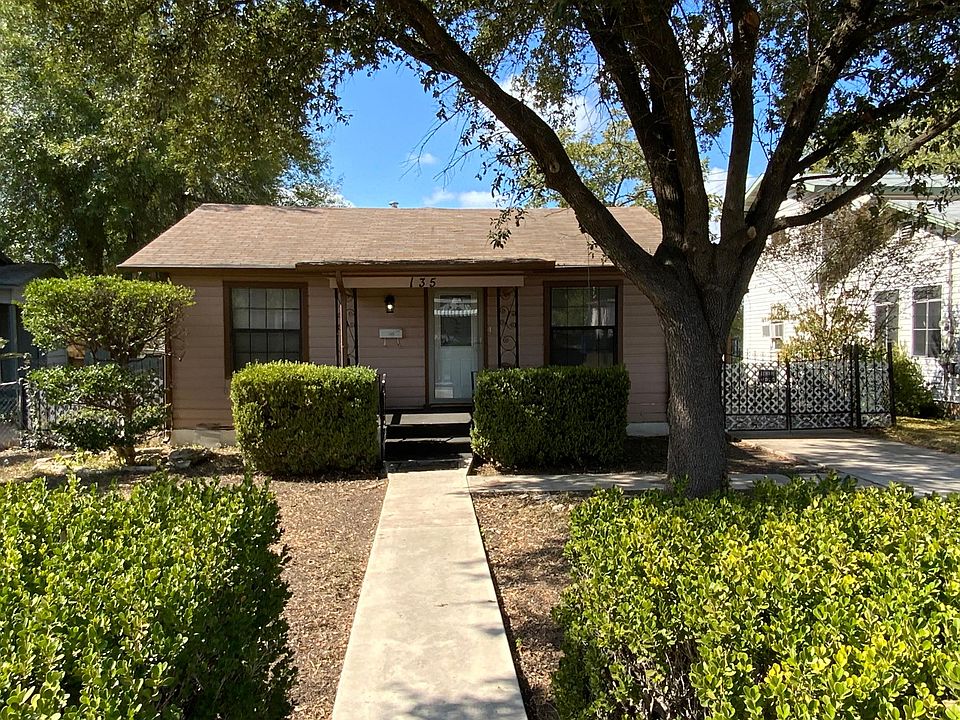 1st image of 135 Dokes Dr