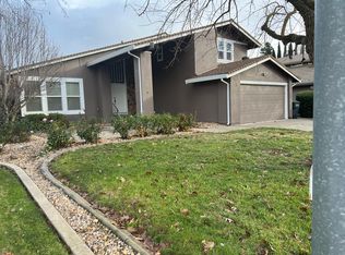 19 Vierra Ct, Sacramento, CA 95831
