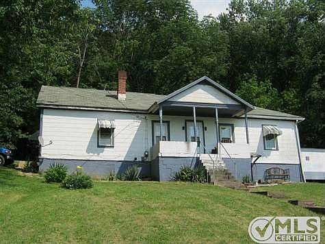 2nd image of 60 Joy Dr #2
