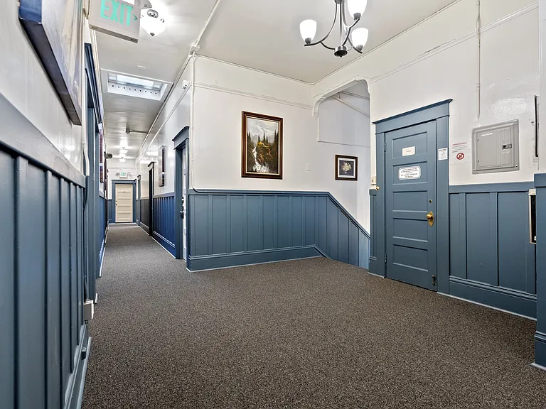 SROs at 2186 Union Street — Photo 12