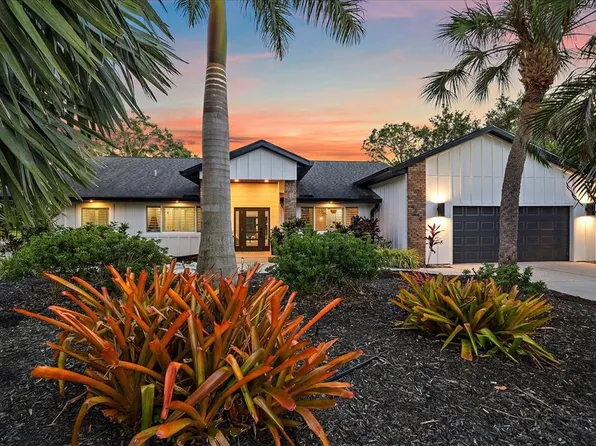 4640 San Siro Dr, Sarasota, FL 34235