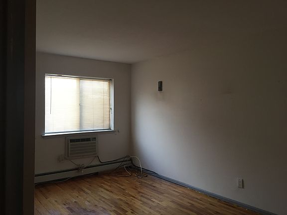 Bedroom #1a