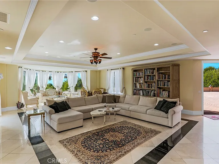7231 Brandon Ct — Photo 37