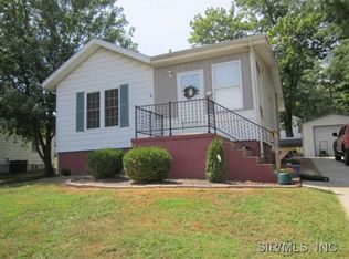 829 Wyatt St, Greenville, IL