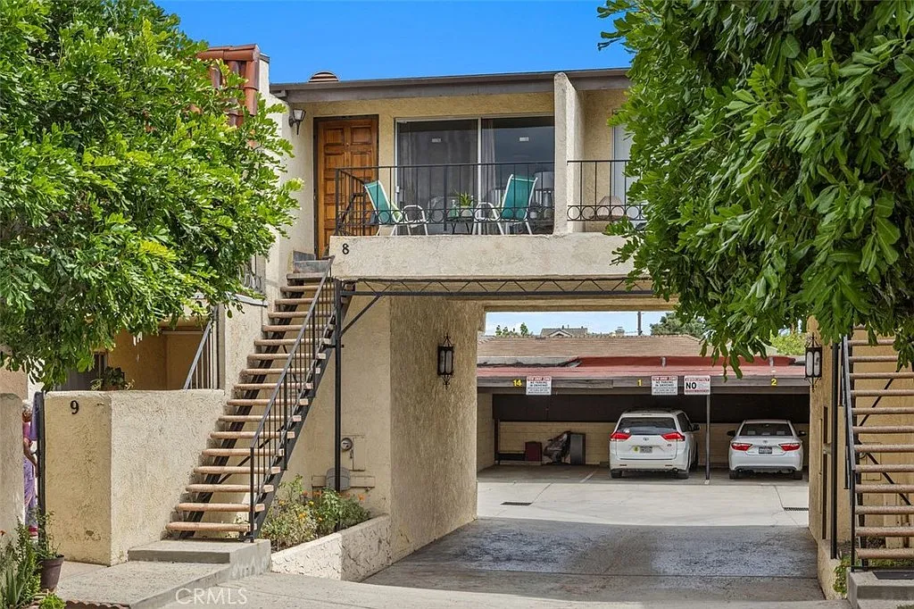2 bed, 1104 sqft, $2,900 — Photo 3