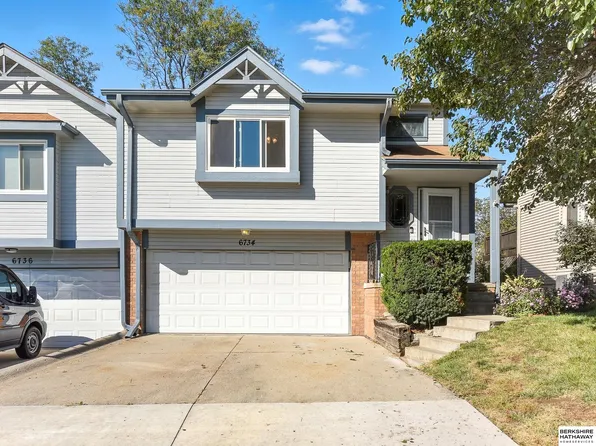 6734 S 152nd St, Omaha, NE 68137