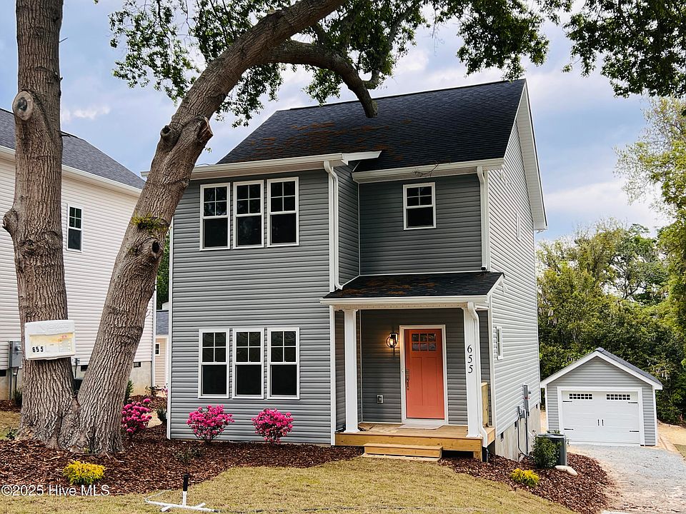 1st image of 655 W Iowa Avenue