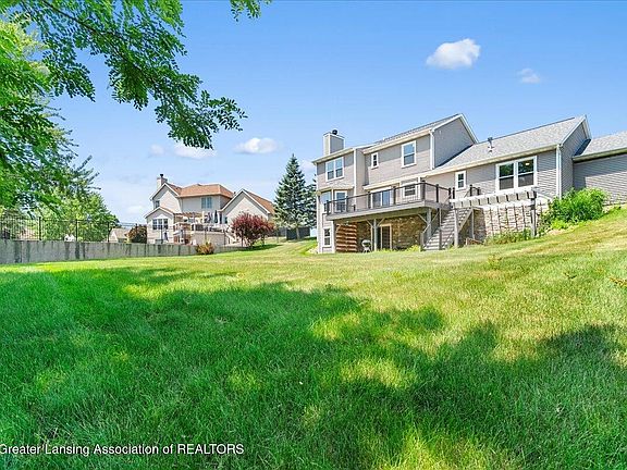 5th image of 3397 Hidden Ridge Dr