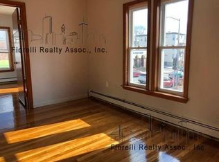 196 Main St APT 2, Everett, MA 02149