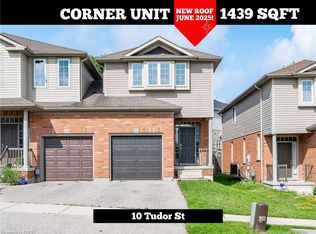 10 Tudor St, Kitchener, ON N2R1W3