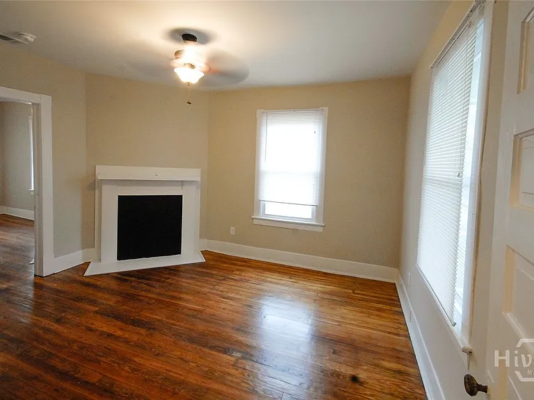 542 E Bolton St — Photo 8