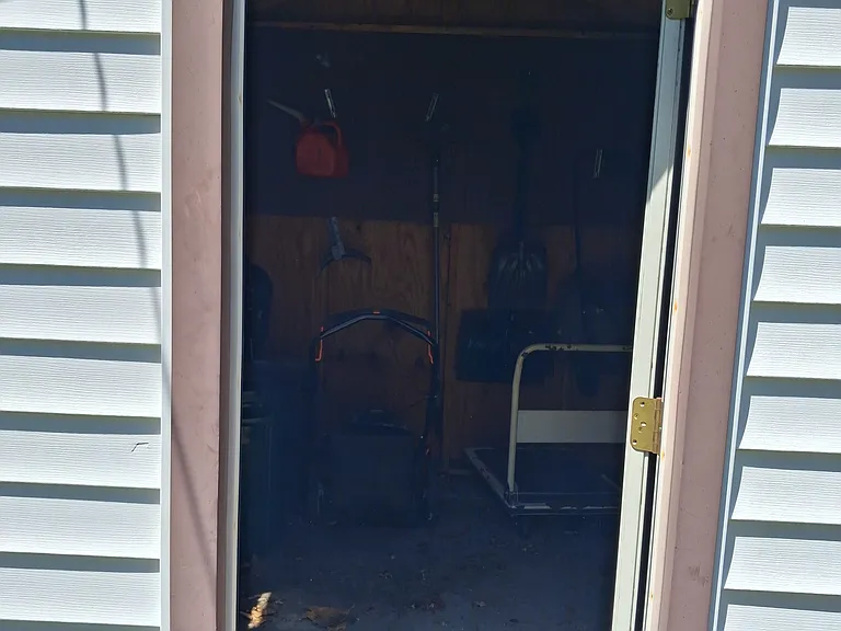 Shed